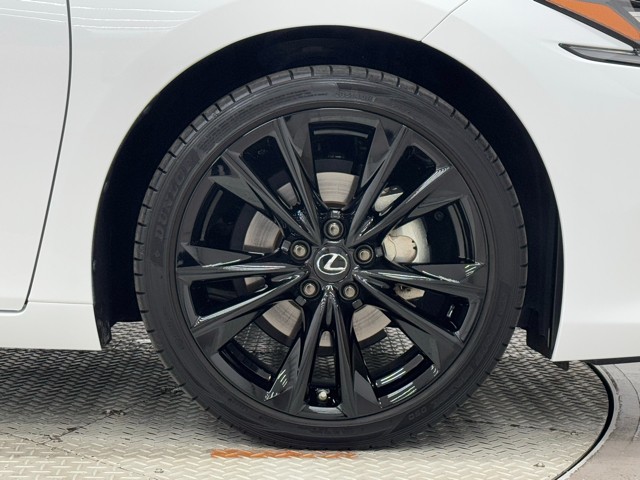 レクサス ES300h Fスポーツ