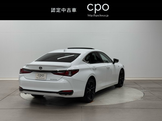 レクサス ES300h Fスポーツ