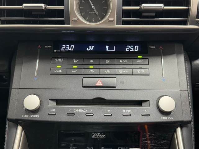 レクサス IS200t VER-L