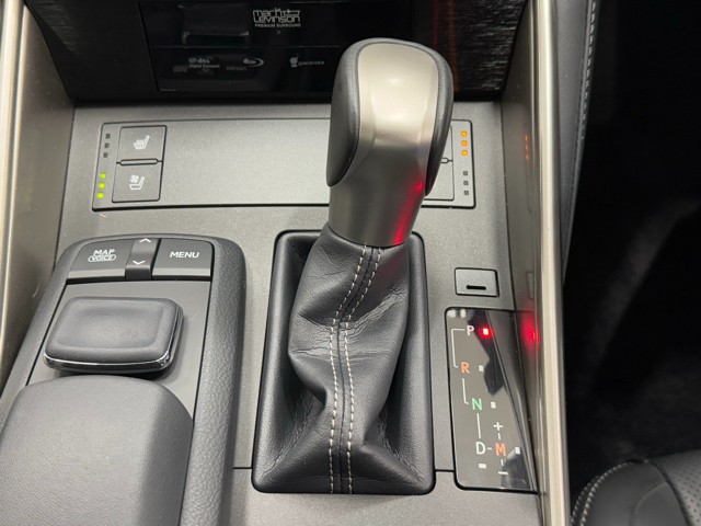 レクサス IS200t VER-L