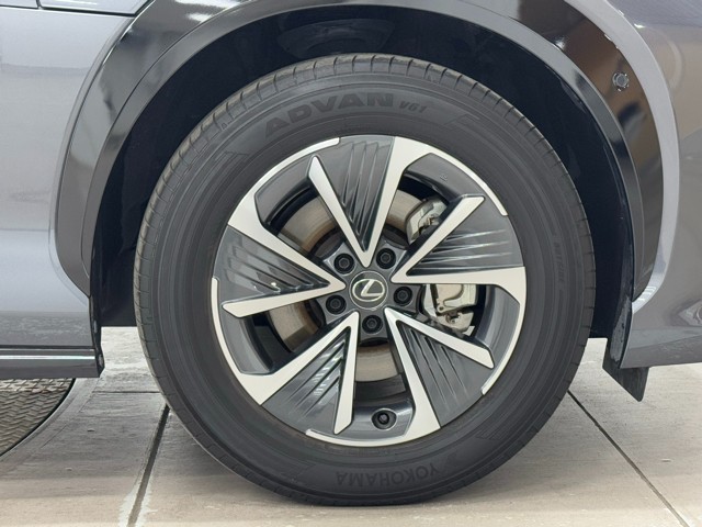 レクサス RZ300e バージョンL