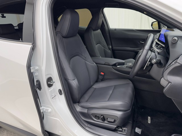 レクサス UX250h バージョンC