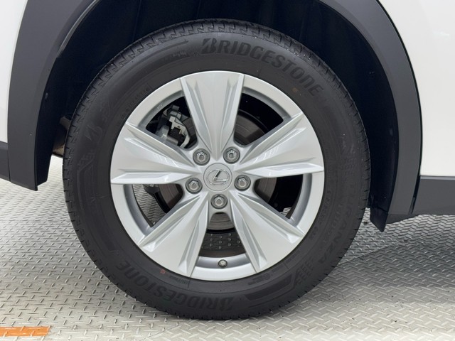 レクサス UX250h バージョンC
