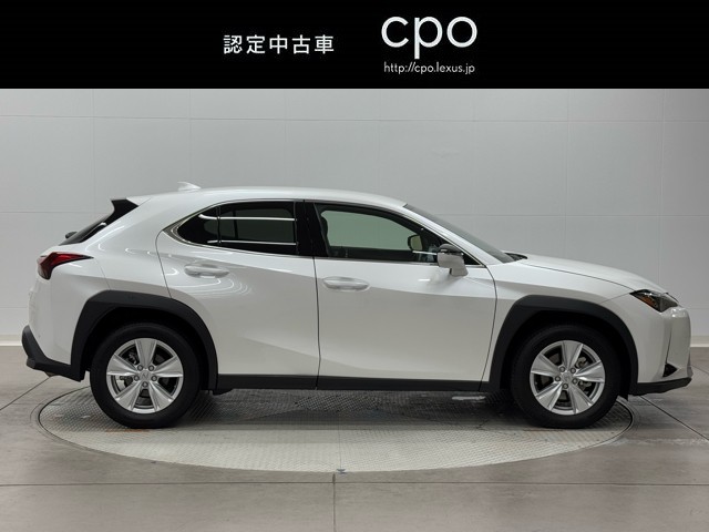 レクサス UX250h バージョンC