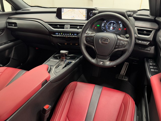 レクサス UX250h F SPORT