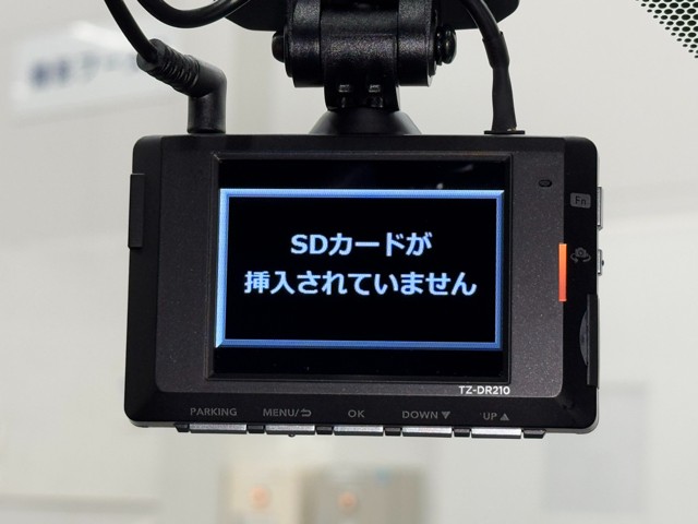 ドラレコ付き。