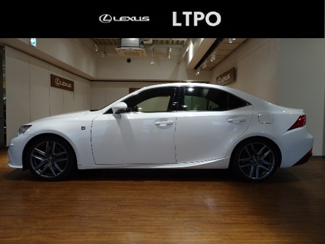 レクサス IS350 F SPORT