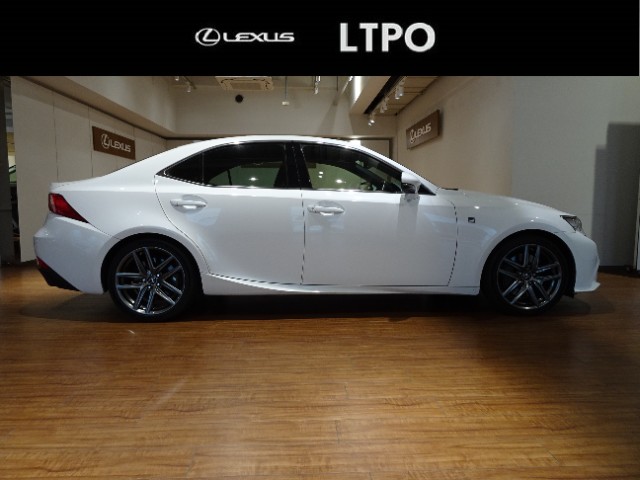 レクサス IS350 F SPORT