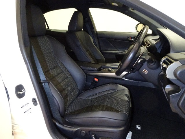 レクサス IS350 F SPORT