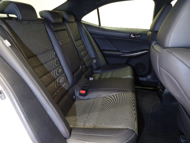 レクサス IS350 F SPORT