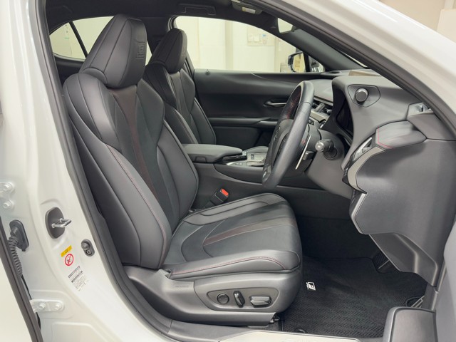 レクサス UX200 F SPORT