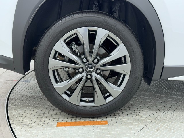 レクサス UX200 F SPORT