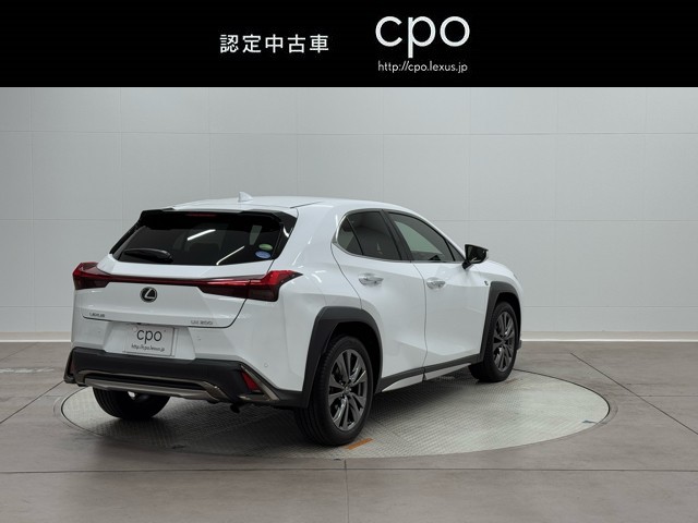 レクサス UX200 F SPORT