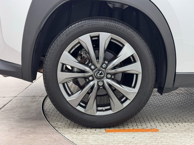 レクサス UX200 F SPORT
