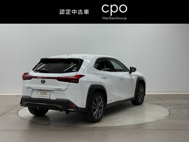レクサス UX250h Fスポーツ