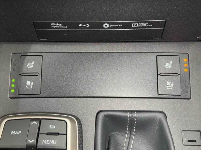 レクサス IS300h バージョンL