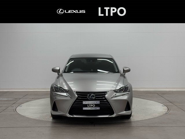 レクサス IS300h バージョンL