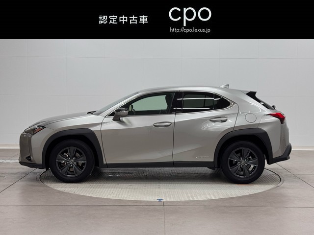 レクサス UX250h バージョンC
