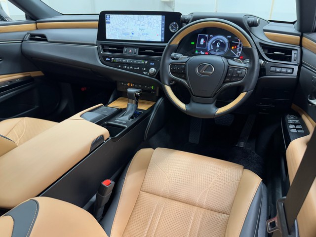 レクサス ES300h VersionL