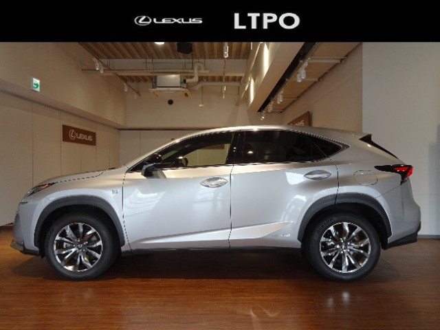 レクサス NX300h F SPORT