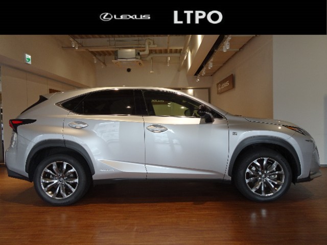 レクサス NX300h F SPORT