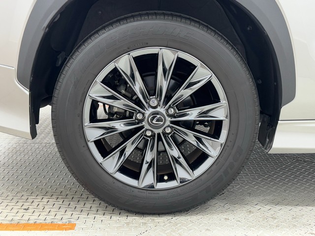 レクサス NX300 Fスポーツ