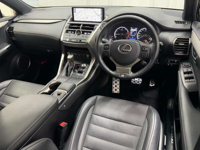 レクサス NX300 Fスポーツ