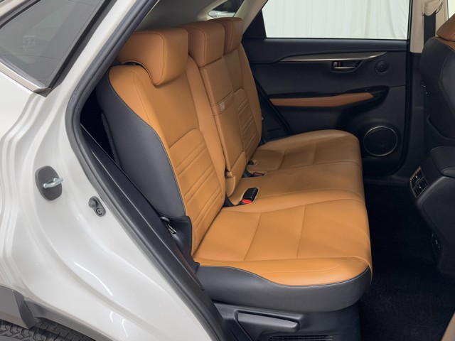 レクサス NX300h Iパッケージ