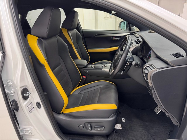 レクサス NX300h Fスポーツ