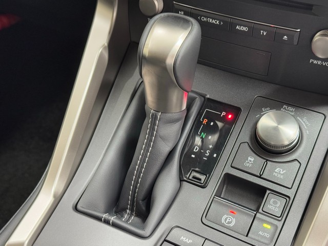レクサス NX300h I-PKG