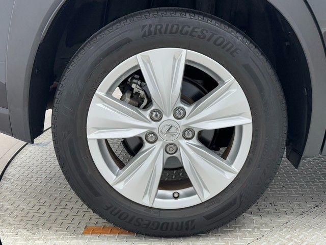 レクサス UX250h バージョンC