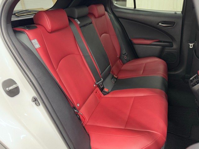 レクサス UX250h F SPORT