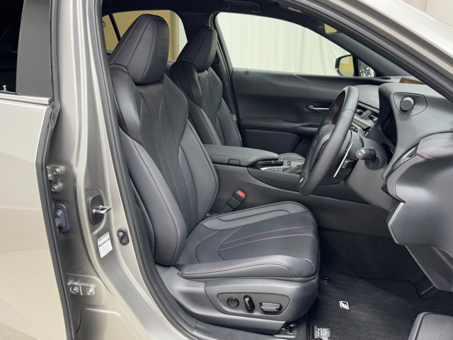 レクサス UX250h Fスポーツ