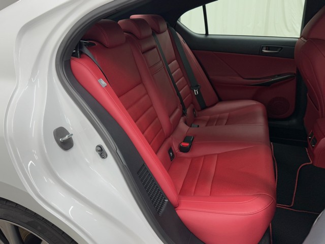 レクサス IS300h F SPORT