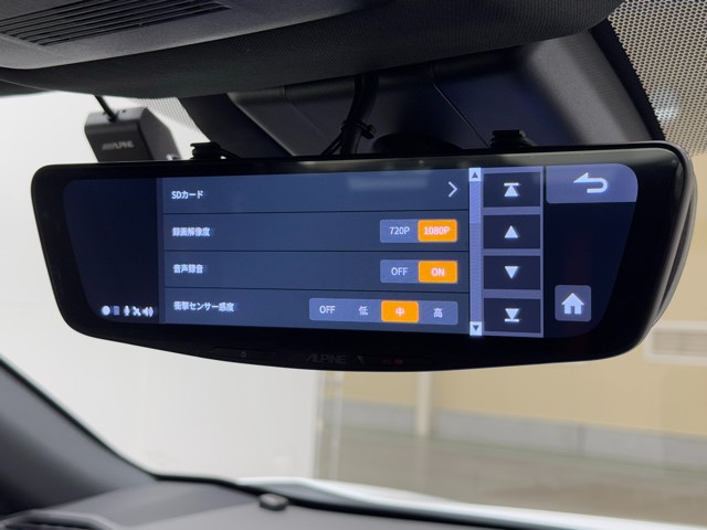 レクサス UX250h Fスポエモ Exp