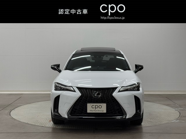 レクサス UX250h Fスポエモ Exp