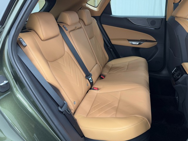 レクサス NX350h バージョンL