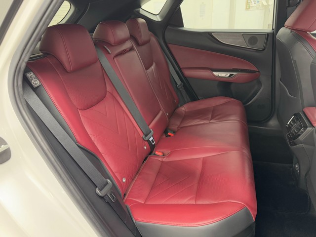 レクサス NX350h バージョンL