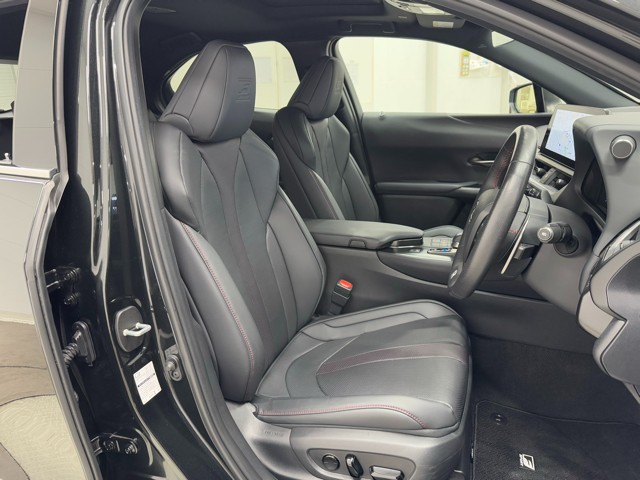 レクサス UX300h Fスポーツ