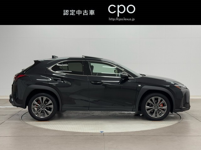 レクサス UX300h Fスポーツ