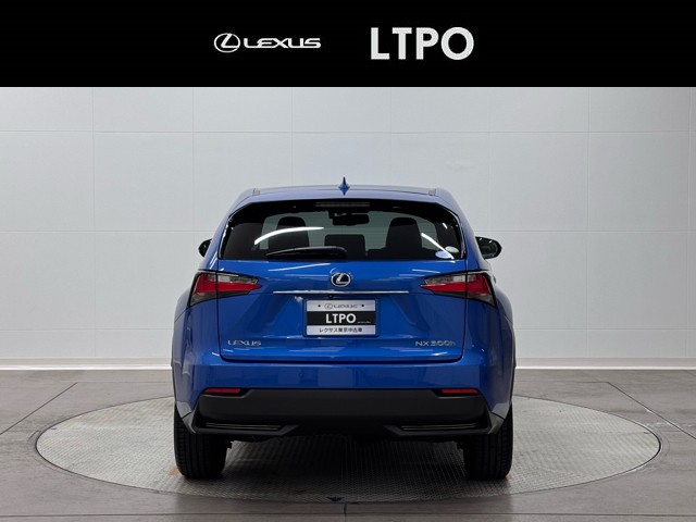 レクサス NX300h Fスポーツ