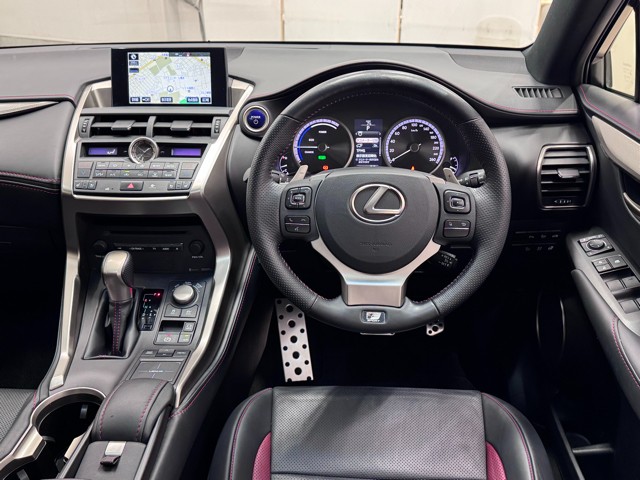 レクサス NX300h Fスポーツ