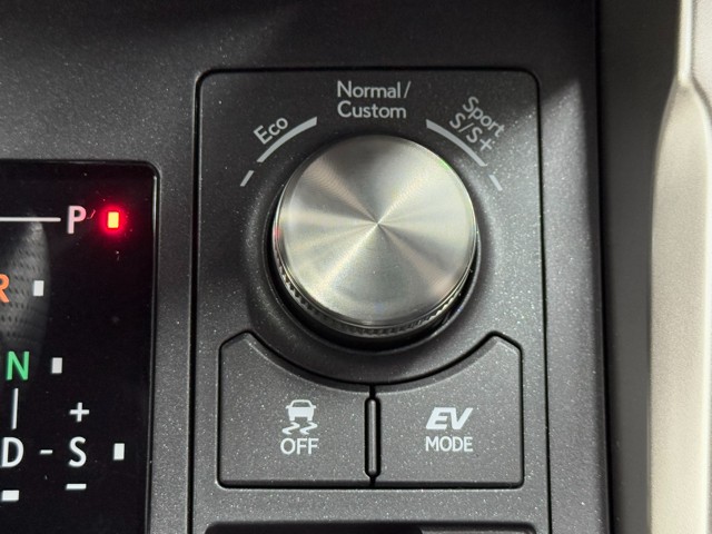 レクサス NX300h クール&ブライト