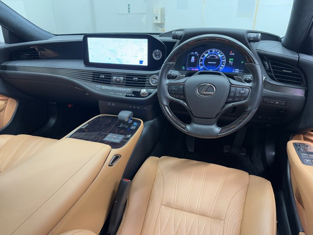 レクサス LS500h EXECTIVE AD