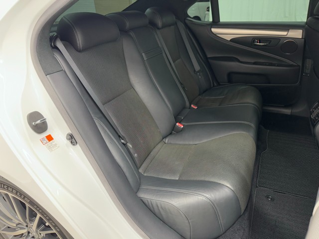 レクサス LS460 F SPORT