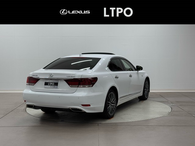 レクサス LS460 F SPORT