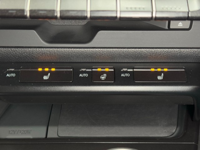 レクサス UX250h バージョンC