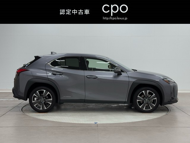 レクサス UX250h バージョンC