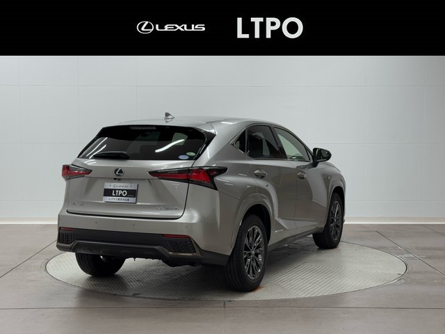 レクサス NX300h Cool&Bright