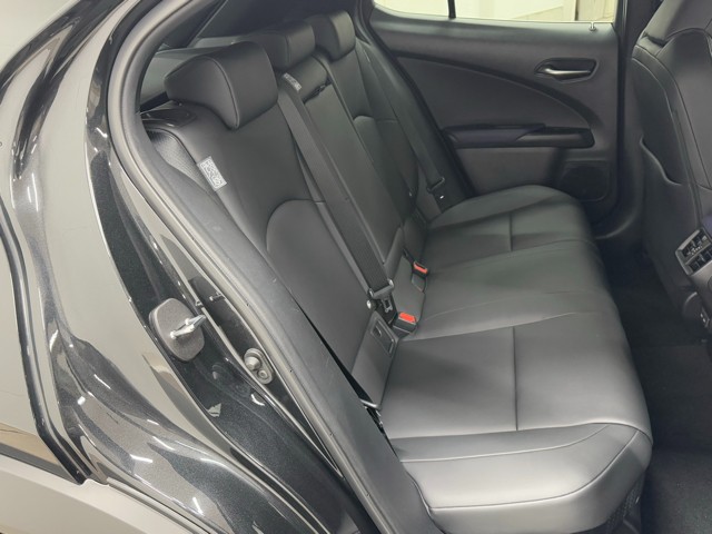 レクサス UX250h UrbanElegance